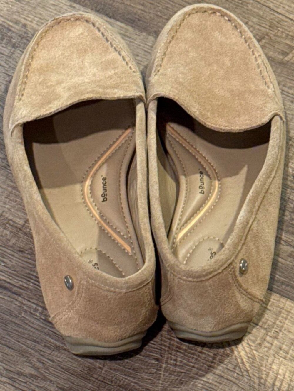 Hush Puppies Women's Tan and Brown Loafers